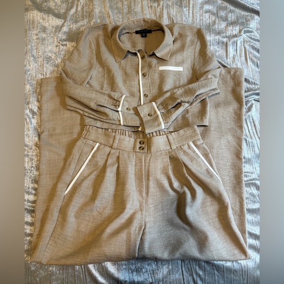 Two-Piece Set - Picture 2 of 8